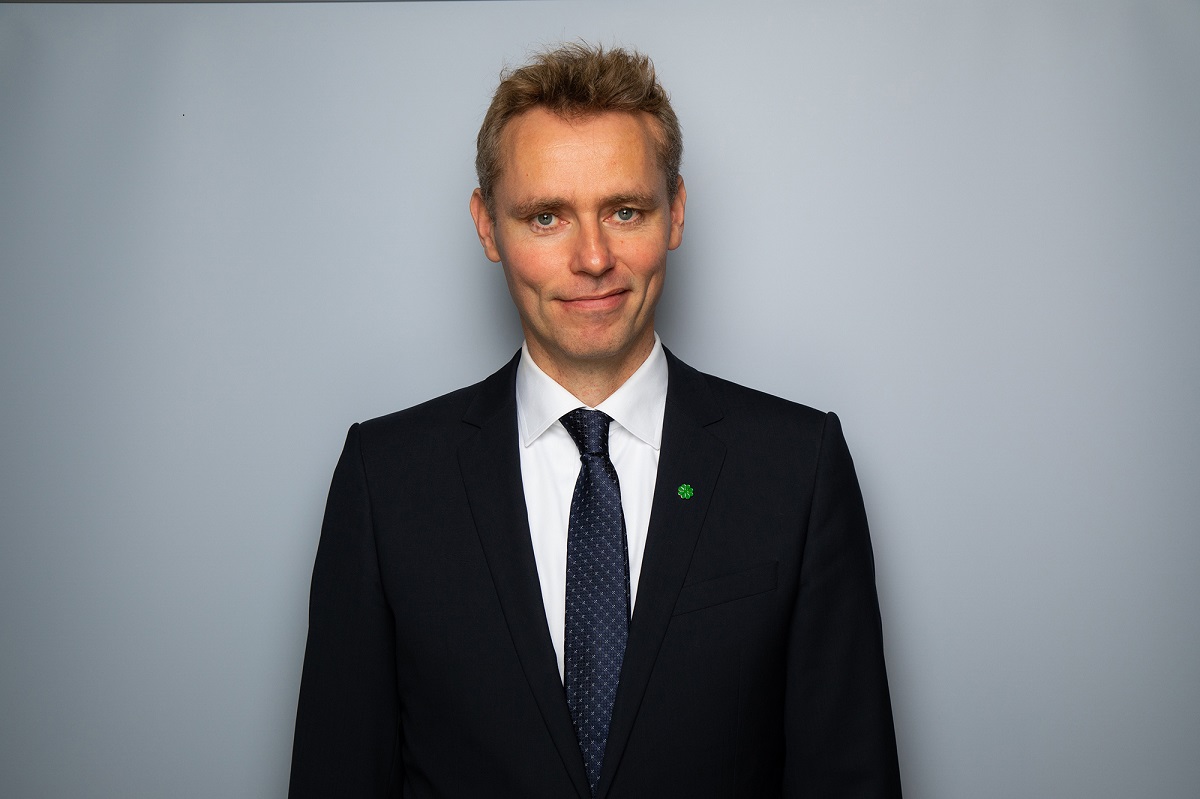 Ola vil svare deg!
